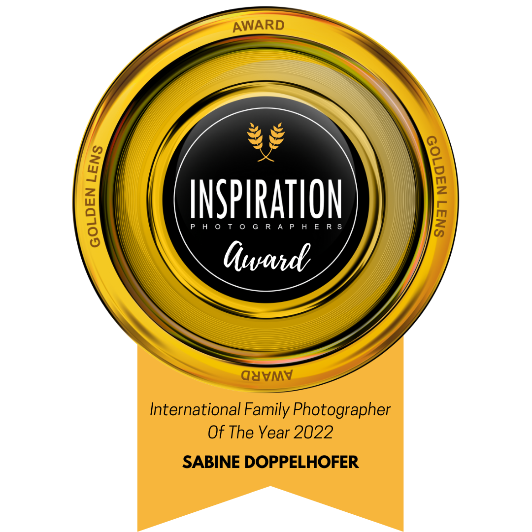 International Best Family Photographer of the Year 2022 - Sabine Doppelhofer I Banderole by Inspiration Photographers